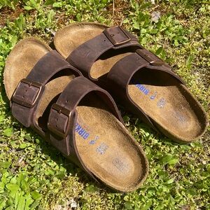 Birkenstock Women’s Arizona Sandals Oiled Leather Soft Footbed 40 size 9 SOLD